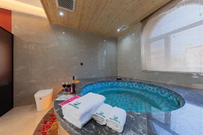 Warm Rock Hot-spring Homestay Hotels in Yunzhou District