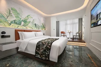 Jingxu · Luxury Enjoyment Hotel (Beijing Mentougou Shang'an Subway Station) Hotels in Tanzhe Temple, Miaofeng Mountain Scenic Spot
