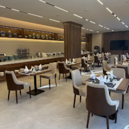 Azara Hotel
