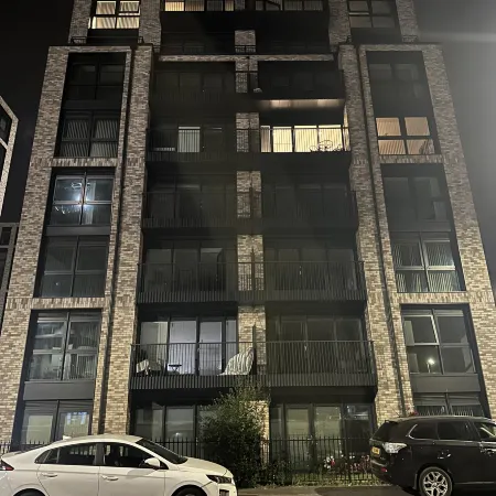 Luxury 2 Bedroom Apartment Near Slough Station | Balcony |