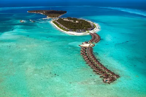 Madifushi Private Island - Free return domestic transfer (Min. 5 nights) - breakfast