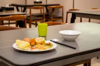 Xinrong Hotel (Makit Xinrong Mall) - 2 Yıldız