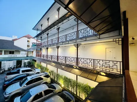 INN Kham Apartment