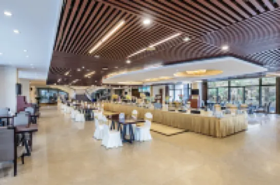 Qilin Rongyu International Hotel