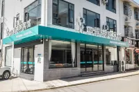 Xiandao Lake Four Seasons Lakeside Hotel (Sky City Scenic Area) Hotels in 