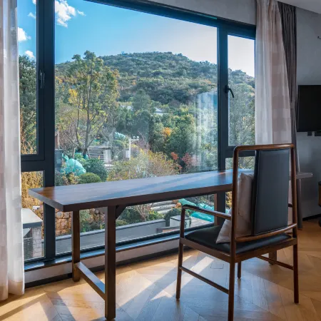 Kunming Tianmashan Hot Spring Holiday Villa