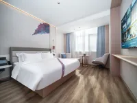 zhengzhouElong Hotel (Municipal Government Bishagang Subway Station Branch) Hotel in zona Department of Music， Zhengzhou University