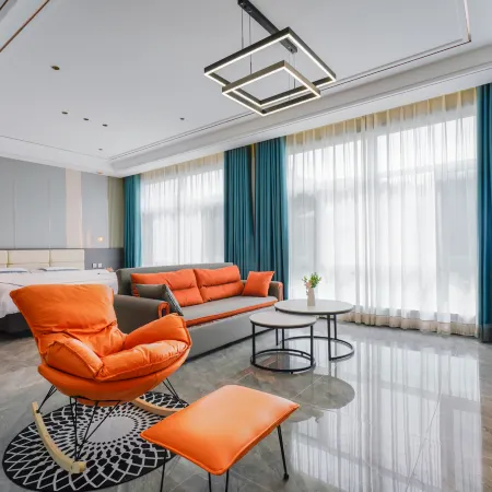 Frank's Amber Guesthouse (Yesanpo Bailixia)