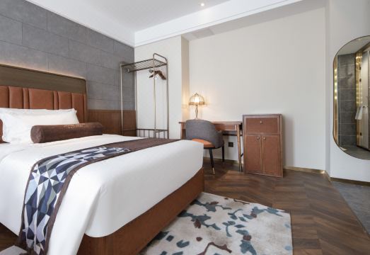 1. 제임스 조이스 ..