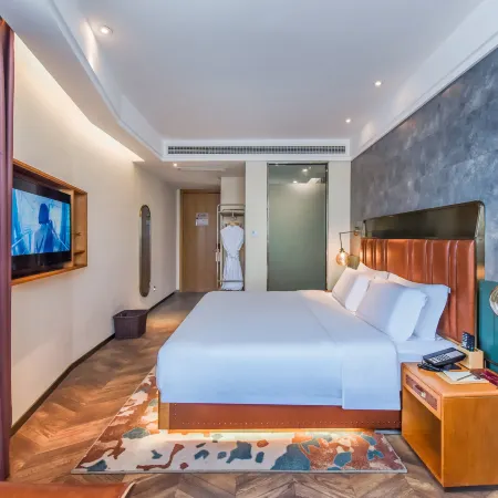 James Joyce Coffetel Hotel (Zigong Huashang International City Huidong Park)