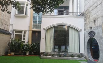 Rongshui Slow Girl Dream Xianju Qishi Villa Party Hall