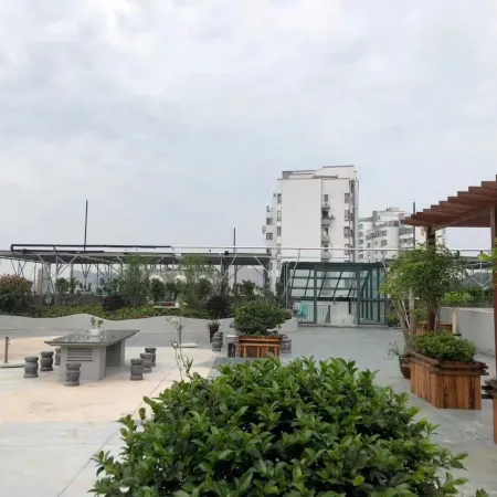 City Garden Hotel Chain (Chizhou Vocational College Xiushanmen Millennium Ancient City Building )
