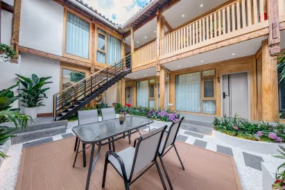 Chengshe Chinese Inn (Zhongyi Market)