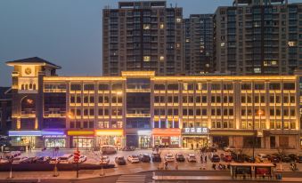 Atour Hotel, Xintiandi Square, Yixing City Center