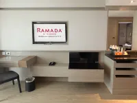 Ramada Graand Swiss Sukhumvit 11 Hotels near BTS - Phloen Chit