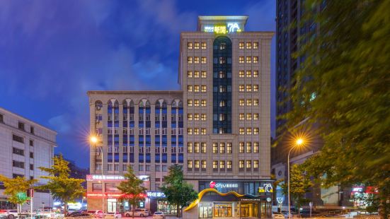 Manju Hotel (Dalian Train Station Municipal Government)