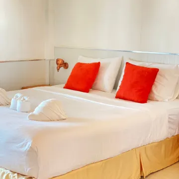 Laemsing Natural Beach Resort