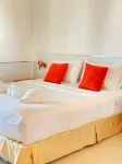 Leamsing Natural Beach Resort Hotels in Laem Sing