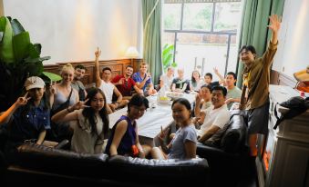 Sonderia Hostel&Bar-lazybones