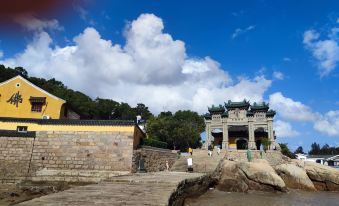 Putuoshan Foyin Courtyard (Putuoshan Passenger Transport Station)