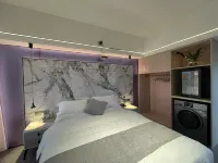 Light·Fuguang Apartment (Fuzhou Financial Street Wanda) Hotels near The Minjiang River
