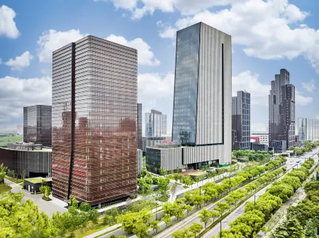 TOP Residences Shanghai Отели рядом с достопримечательностью «Guyi Garden»