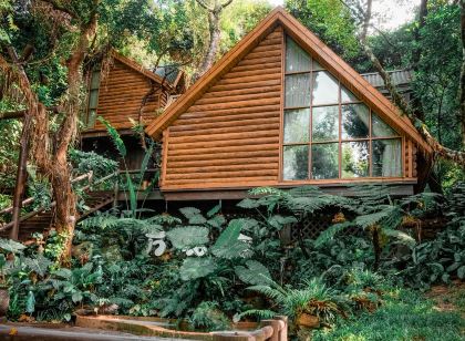 方諾寨·雨林生態莊園