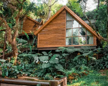 Fangnuozhai Rain Forest Ecological Manor Hotels in Wuzhishan