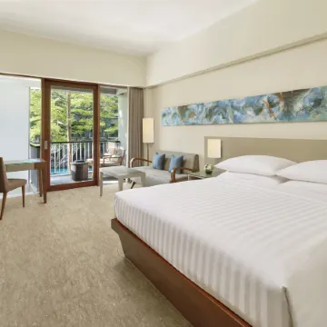 Courtyard Bali Nusa Dua Resort Отели рядом с достопримечательностью «Коллекция Бали»