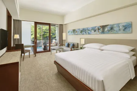 Courtyard Bali Nusa Dua Resort Отели рядом с достопримечательностью «Pandawa Beach»