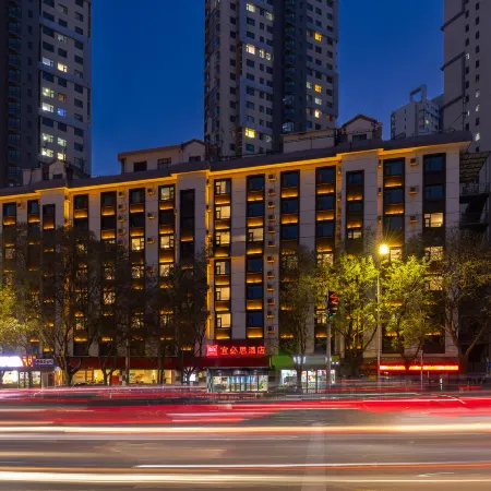 Ibis Hotel (Lanzhou West Railway Station Qilihe Yellow River Bridge)