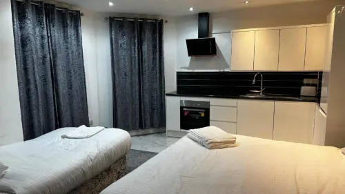 OYO The Pleasant House Hotels in Middleton