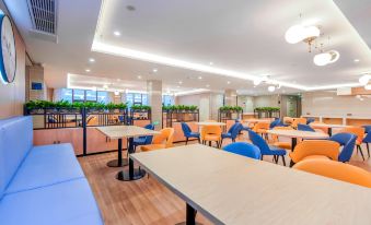 Kyriad Marvelous Hotel (Chongqing Jiangbei International Airport Branch)