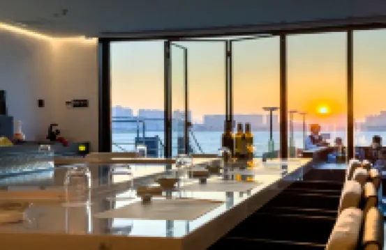 Dongshan Bay Man Scenic Apartment (Nanmen Bay)