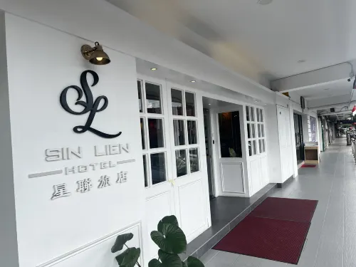 SIN LIEN HOTEL SDN BHD Hotels in Kluang