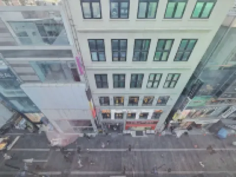 โรงแรมอีโคโนมี เมียงดง พรีเมียร์
