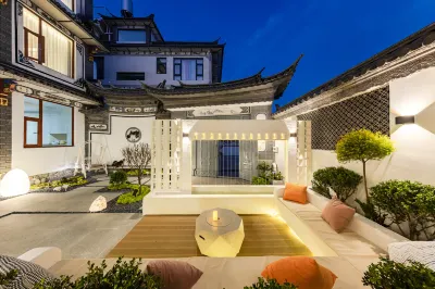 Dali Xiyi sunny house designer homestay โรงแรมในCangshan Scenic Area