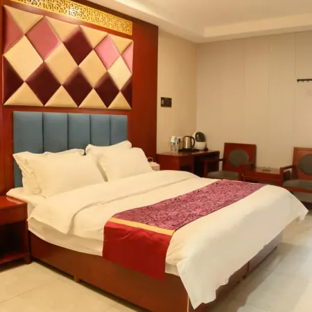 Pinxin Business Hotel (Gushi Experimental Middle School Chenyuanguang Plaza)