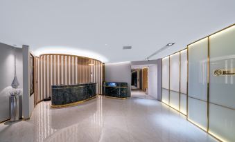 Starway Hotel (Wuhan Macau Road Children's Hospital)