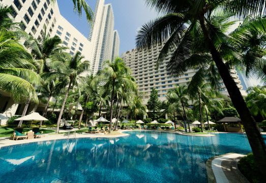 에드사 샹그릴라 마닐라 야외 수영장