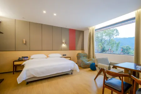 Qingqianliu Guesthouse