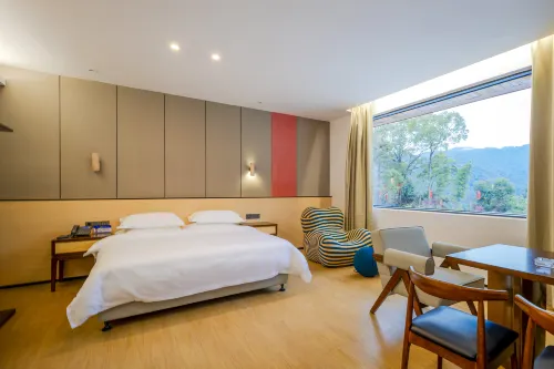 Qingqianliu Guesthouse