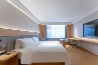 Ji Hotel (Taizhou Luqiao Zhongsheng Plaza) Отели рядом с достопримечательностью «Husheng Palace Couplet and Horizontal Strip»