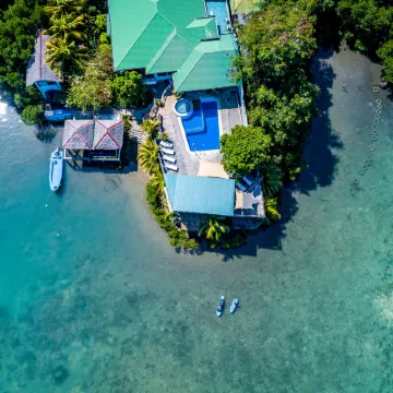 Edgewater Dive & Spa Resort Отели рядом с достопримечательностью «Пляж Сабанг»