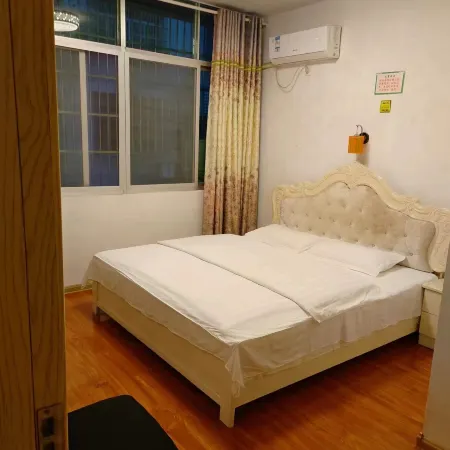 Pingjiang Longmen Hotel