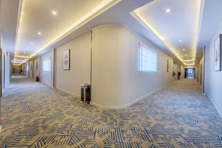 Foshan Zebra Line Hotel (Fanhu Leping) Отели рядом с достопримечательностью «Xujiang Ancestral House»