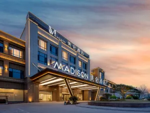 Madison Hotel Weihai Rongcheng Railway Station