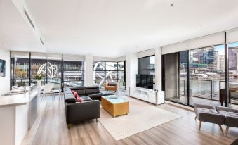 Waterfront Melbourne Apartments