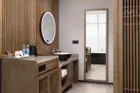 Yixuan Anlai S Hotel (Wanning High-speed Railway Station Culture Commercial Plaza)