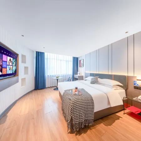 Sunshine Romantic Hotel